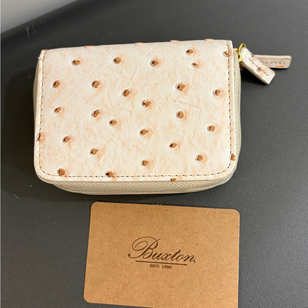 Buxton Cream Quilted Wallet